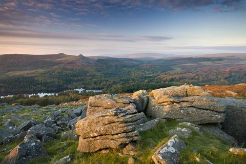 Vaizdas iš „Sheeps Tor on Dartmoor“