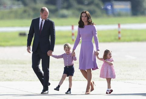 Kembridžo hercogienė ir hercogienė su princu George'u ir princese Charlotte