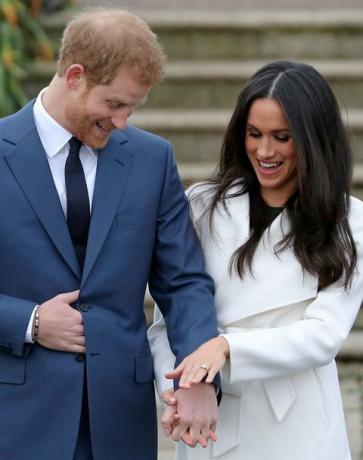 Meghan Markle sužadėtuvių žiedas