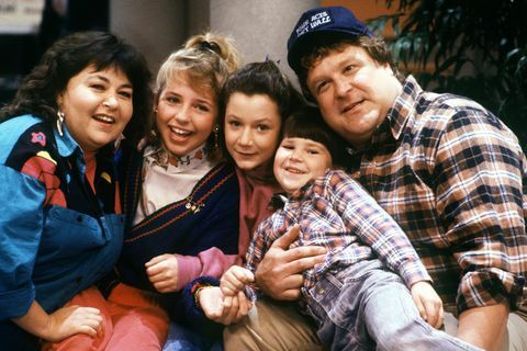 Johnas Goodmanas ant Roseanne 1988 m