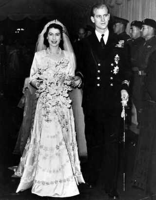 Karalienė savo vestuvių dieną 1957 m.