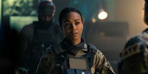 zoe saldana ant specialaus ops liūto