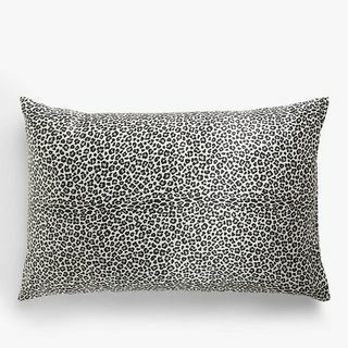 John Lewis & Partners The Ultimate Collection Šilko standartinis pagalvės užvalkalas, leopardo juodas
