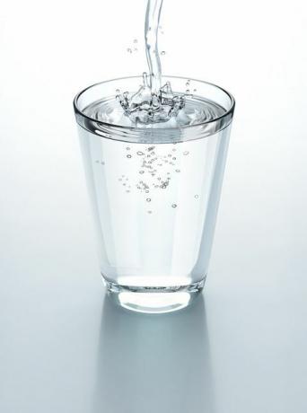 stiklinė vandens
