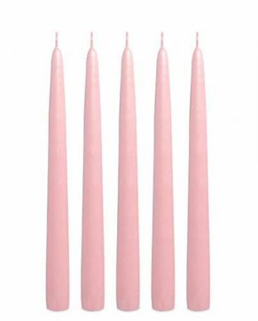Rožinės kūginės žvakės